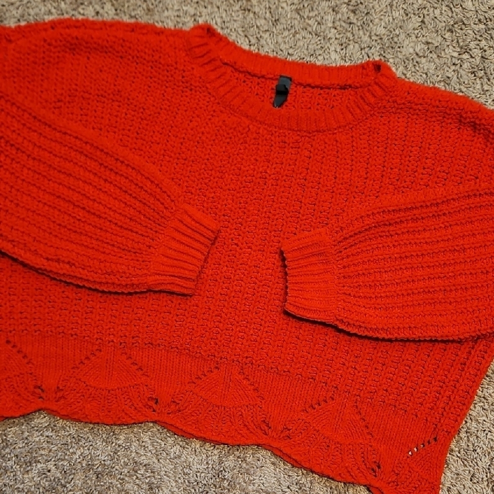 Red Alya Chunky Crop Knit Sweater - Picture 2 of 7